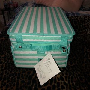 Thirty one flip top organizing bin